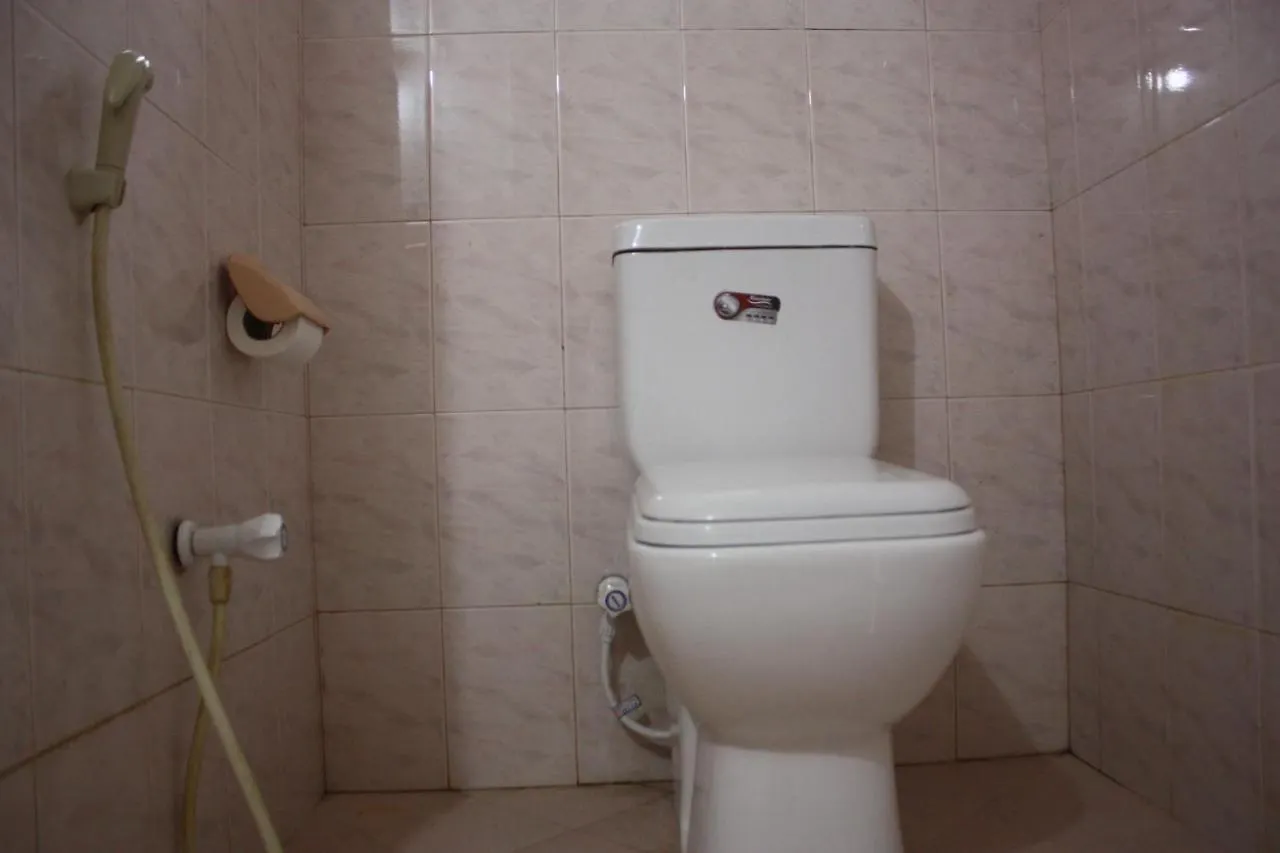Benjohostel Katunayake 2*,  Sri Lanka